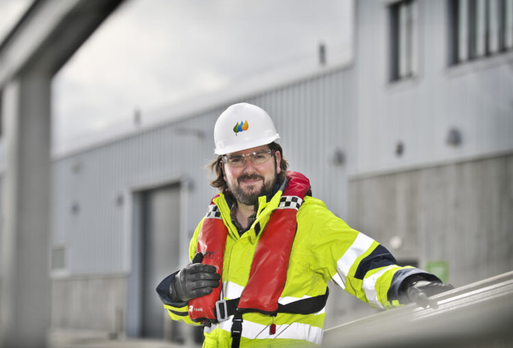 Scottish Power EA ONE
O&M Base 
Dan McKinley, With the new Seabin at EA ONE OWF